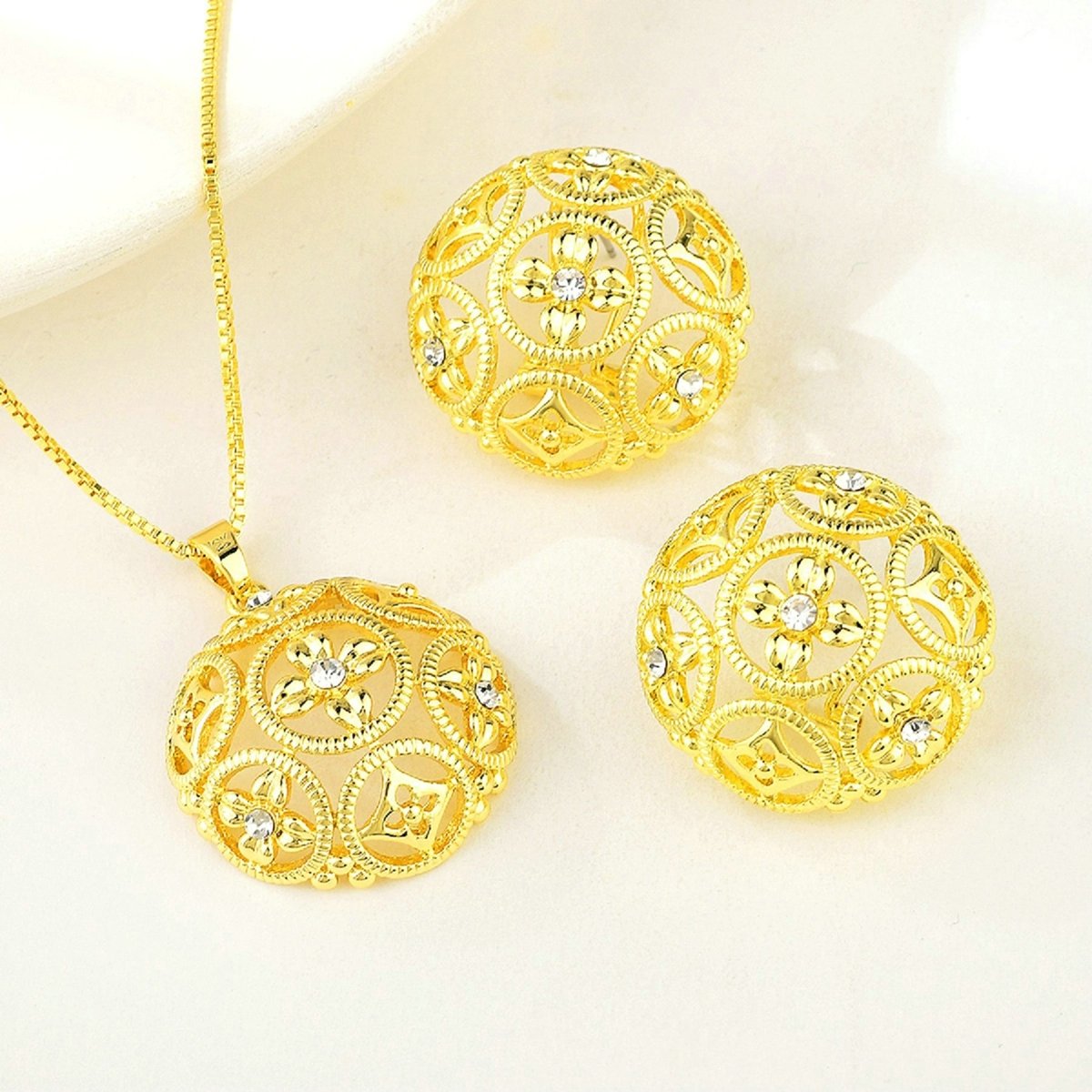 Timeless Tides Dubai 2 Piece Necklace